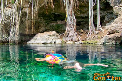 Cenote Xbatún en San Antonio Mulix, Cenotes en Yucatán